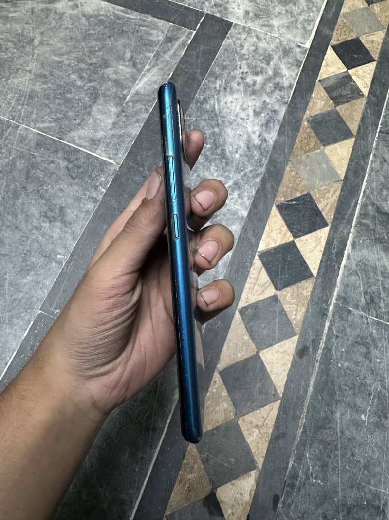OPPO A16e 4