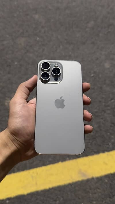 iPhone 15 Pro Max Factory unlock