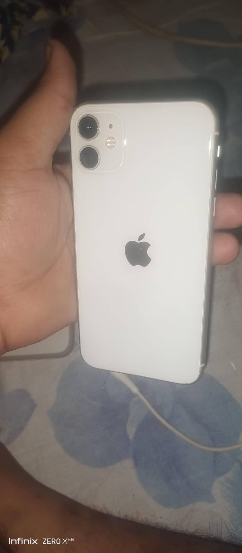 Apple iPhone 11 5