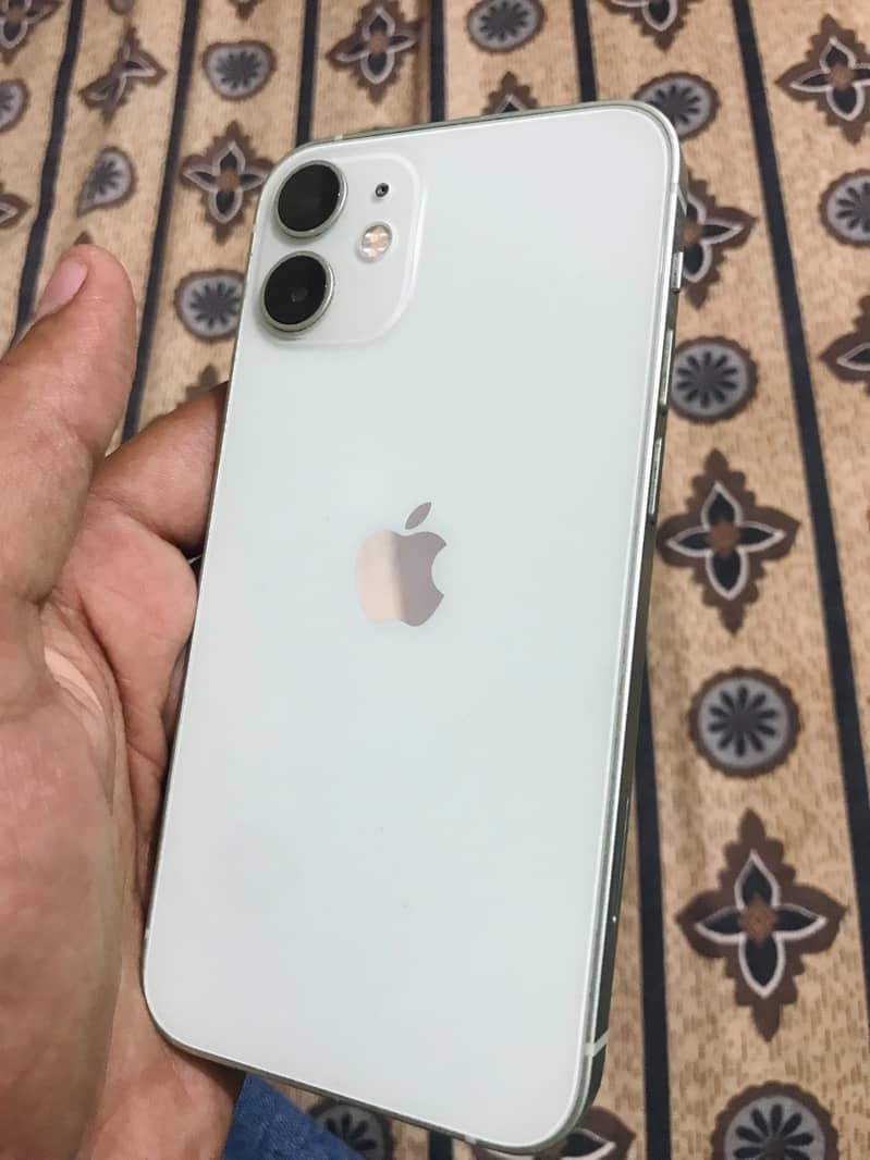 Apple iPhone 12 mini 2