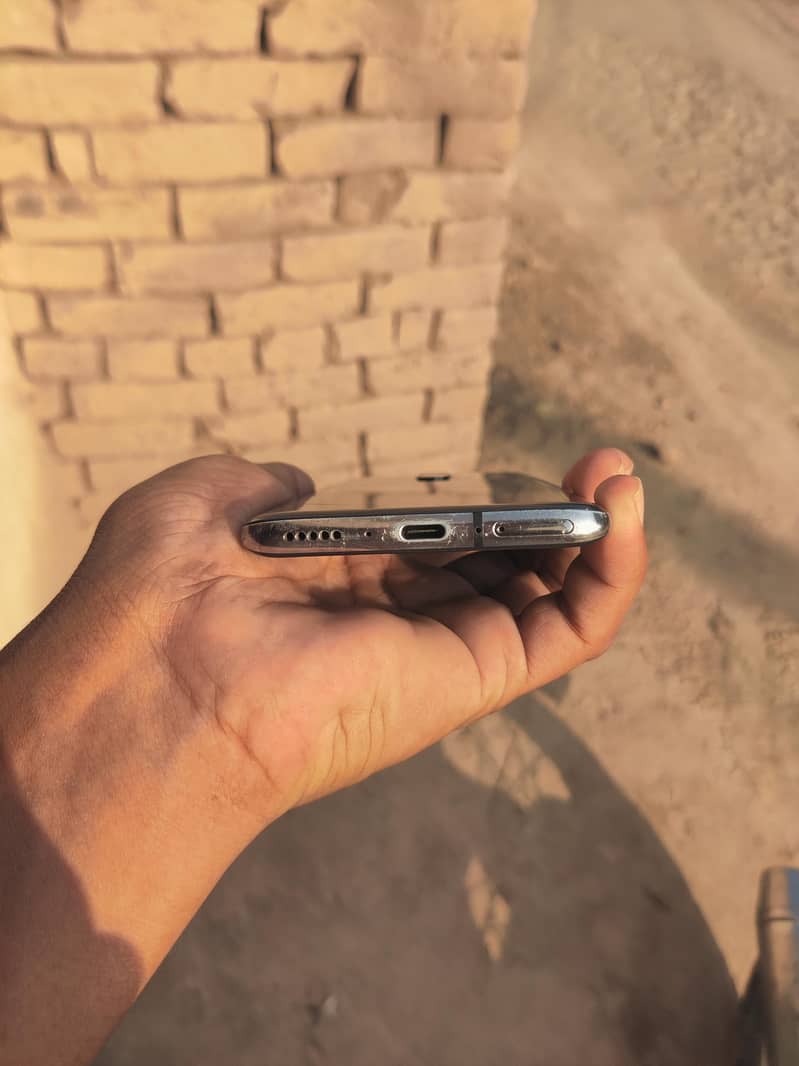 One Plus 7 Pro 1