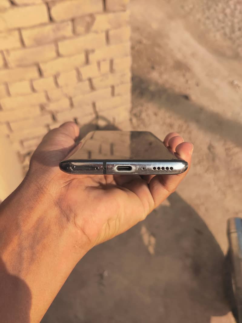 One Plus 7 Pro 6