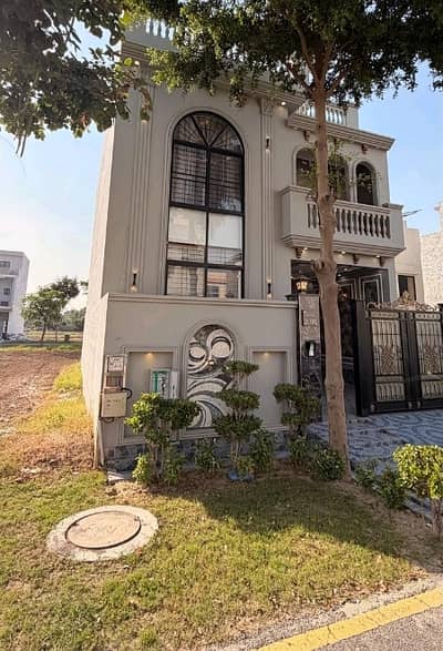 Prime Location House For sale In Royal Palm City - Block D Gujranwala