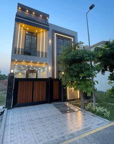 Stunning Prime Location House Is Available For sale In Royal Palm City - Block G