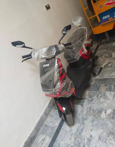 Evee GEN-Z Electric Sacooty urgent sale 03211839332