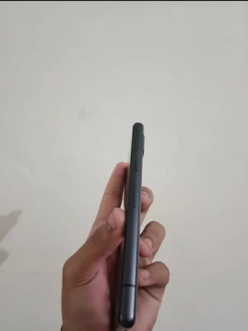 Google Pixel 7a 3