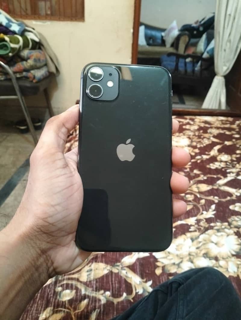 Apple iPhone 11 0