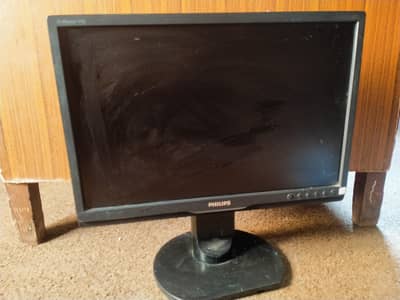 Philips Brilliance 19-Inch LCD Monitor – Urgent Sale