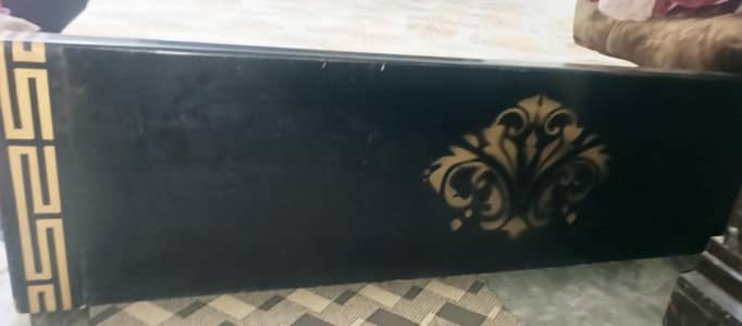 bed set with side tables & dressing table