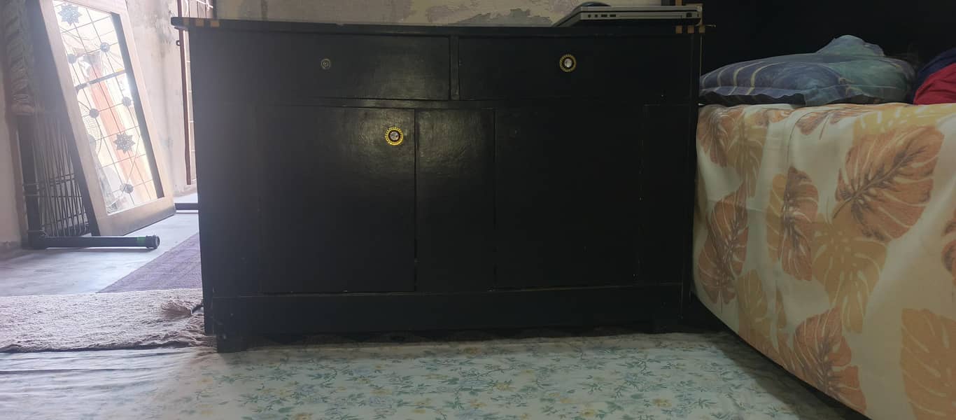 bed set with side tables & dressing table 5