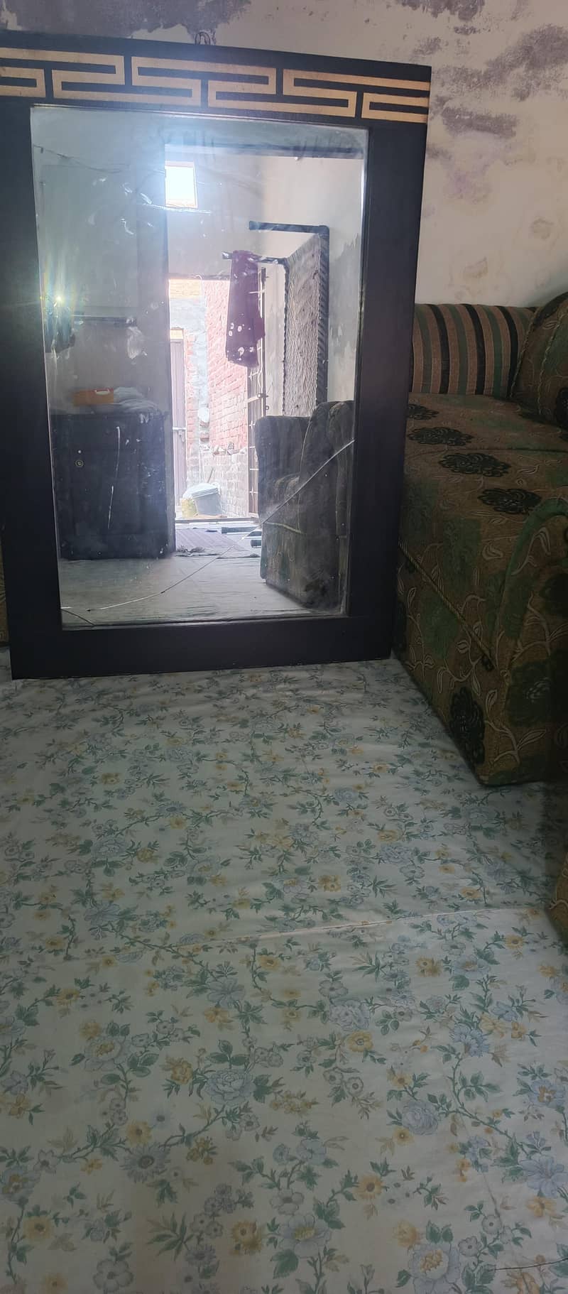 bed set with side tables & dressing table 6