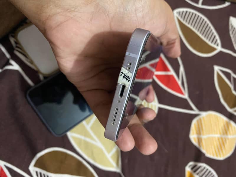 Apple iPhone 14 1