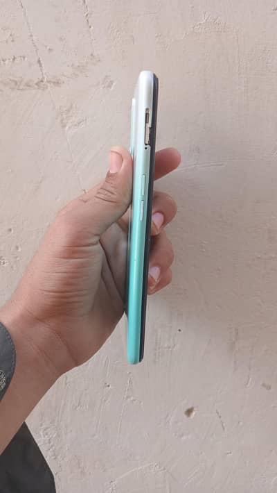 OPPO A31
