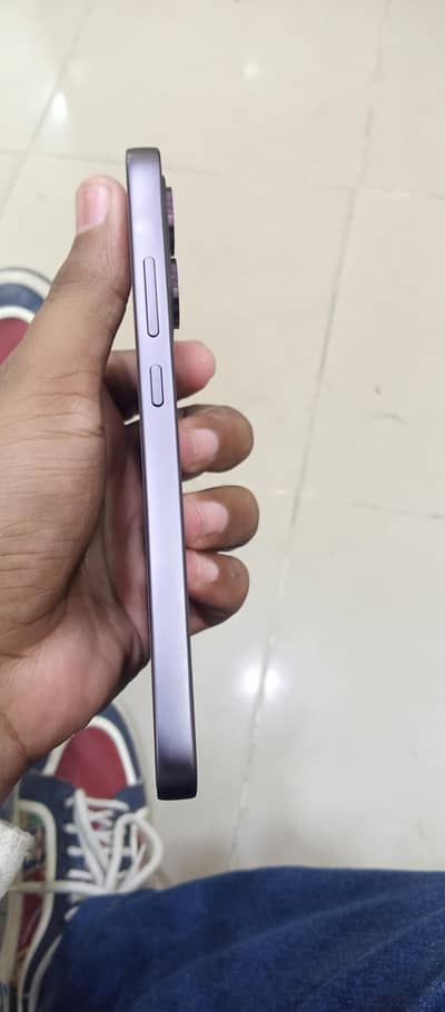 OPPO Reno 16f