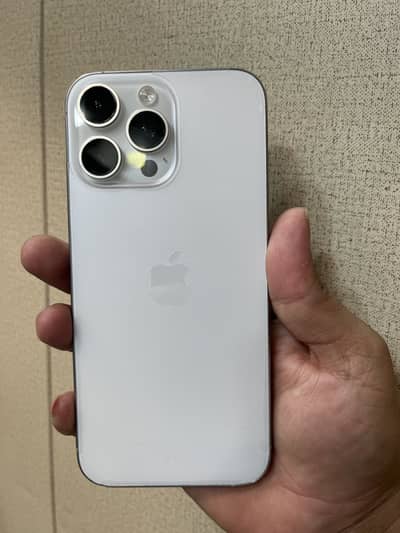 Apple iPhone 16 Pro Max