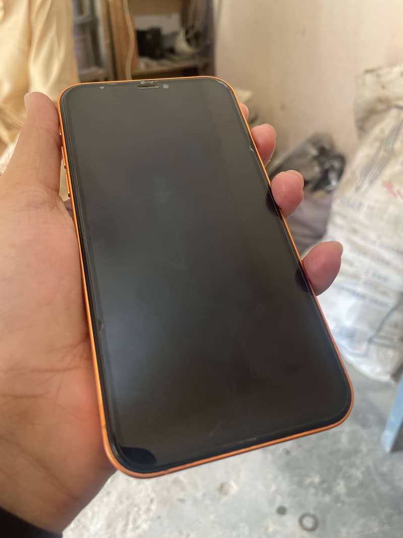 Apple iPhone XR 2