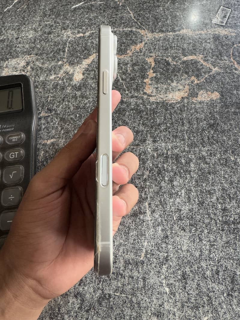 Apple iPhone 16 Pro Max 1