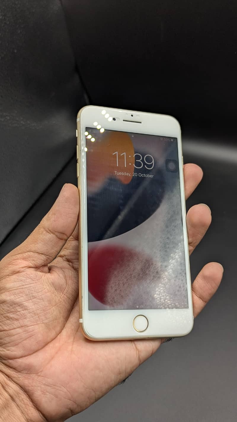 Apple iPhone 7 Plus 3
