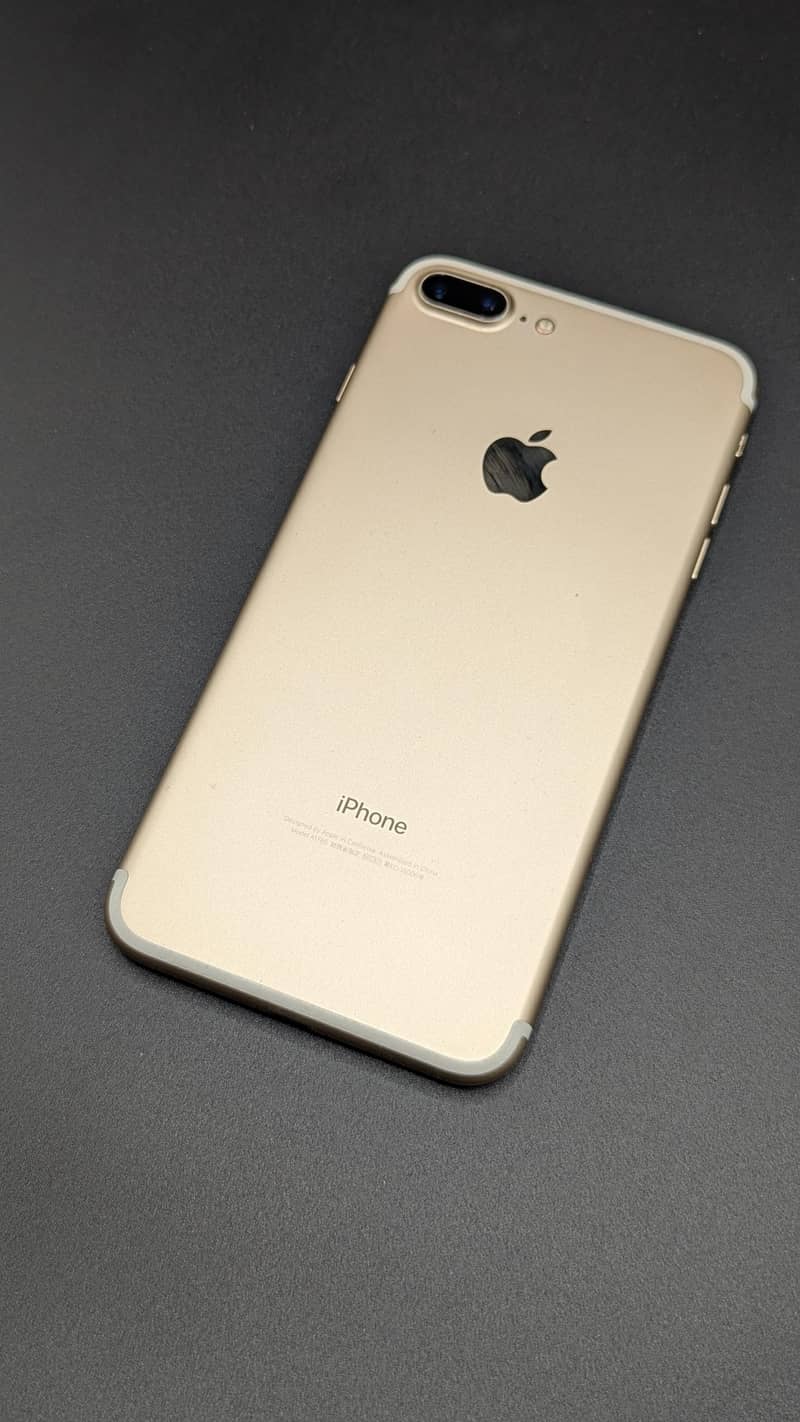 Apple iPhone 7 Plus 4