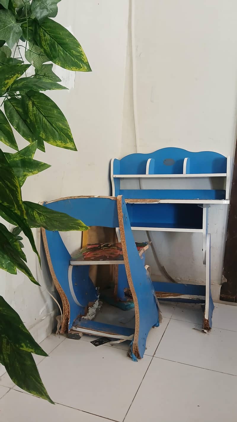 study table  for sale 1