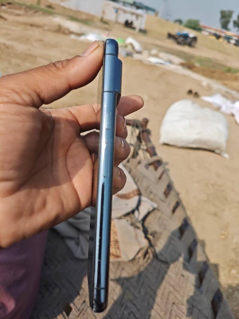 Google Pixel 8 Pro 4