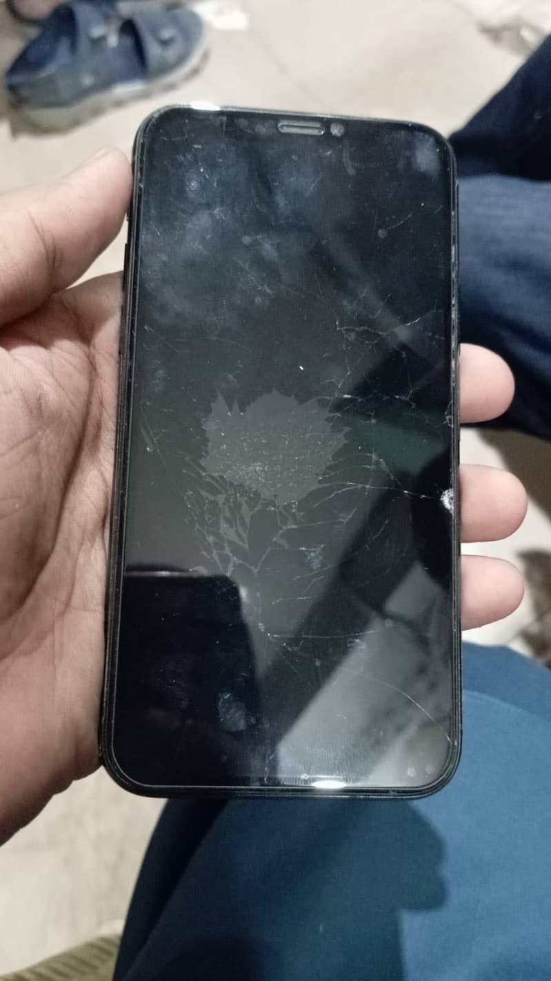 Apple iPhone 11 Pro 0