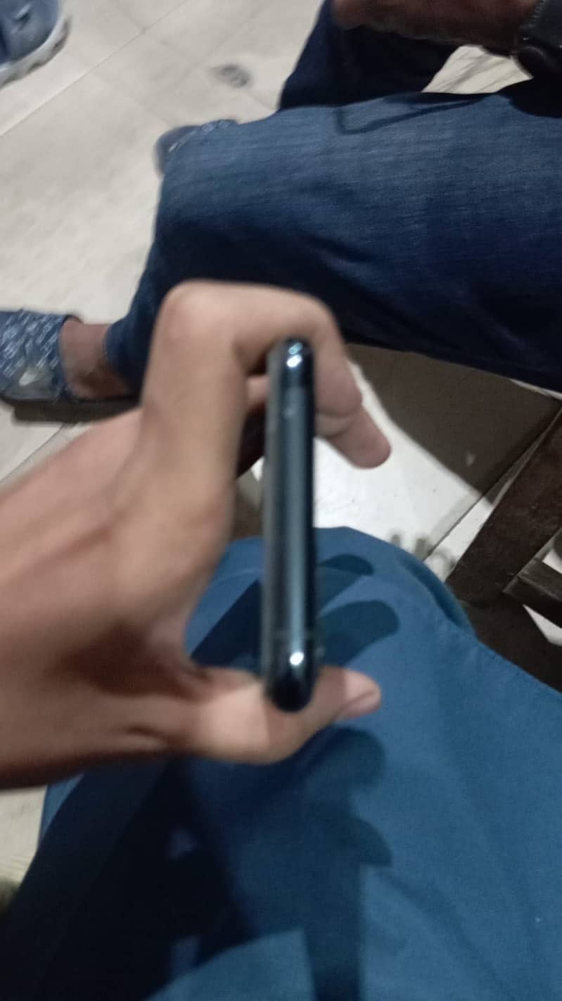 Apple iPhone 11 Pro 5