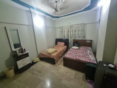 * Prime Location 1200 Sq. Ft West Open Flat Gulshan Block 4