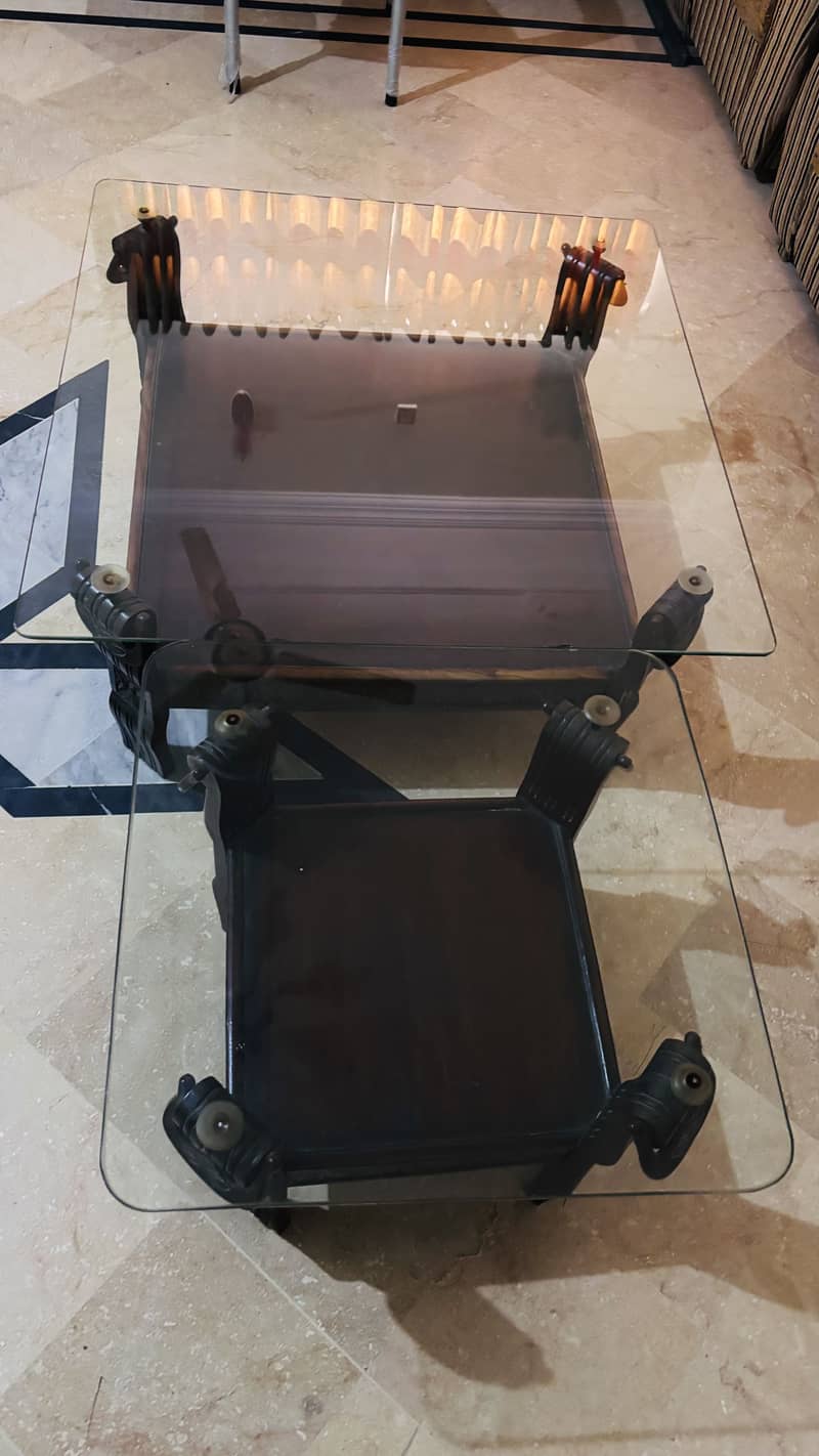 Center Table 0