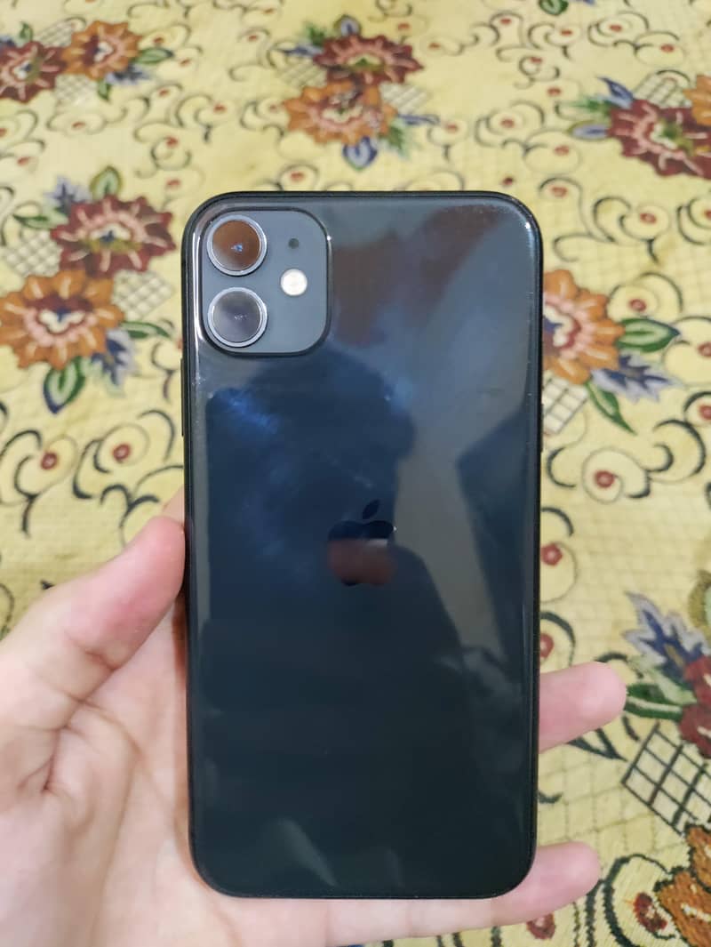 Apple iPhone 11 3