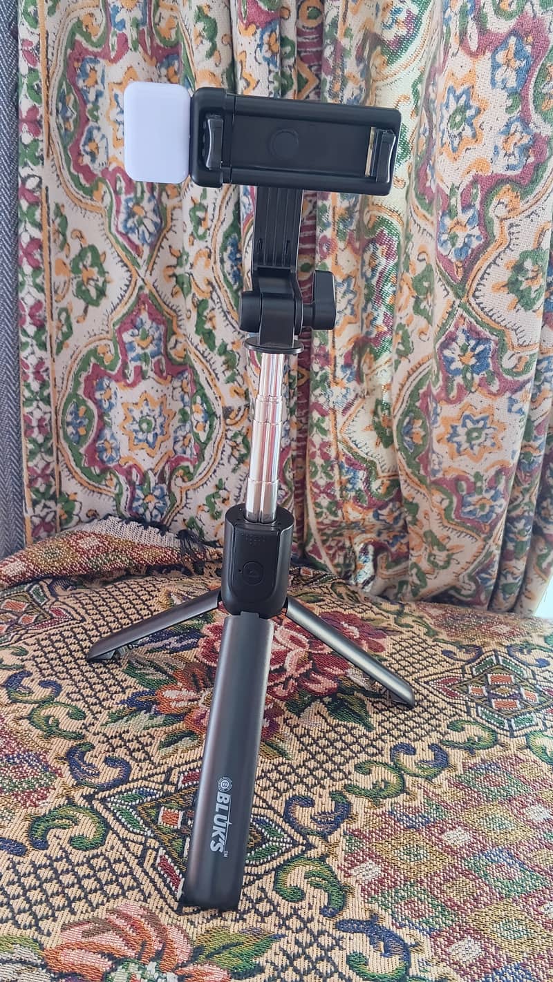 Bulk tripod stand 0