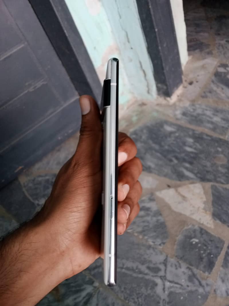 Google Pixel 6 Pro 2