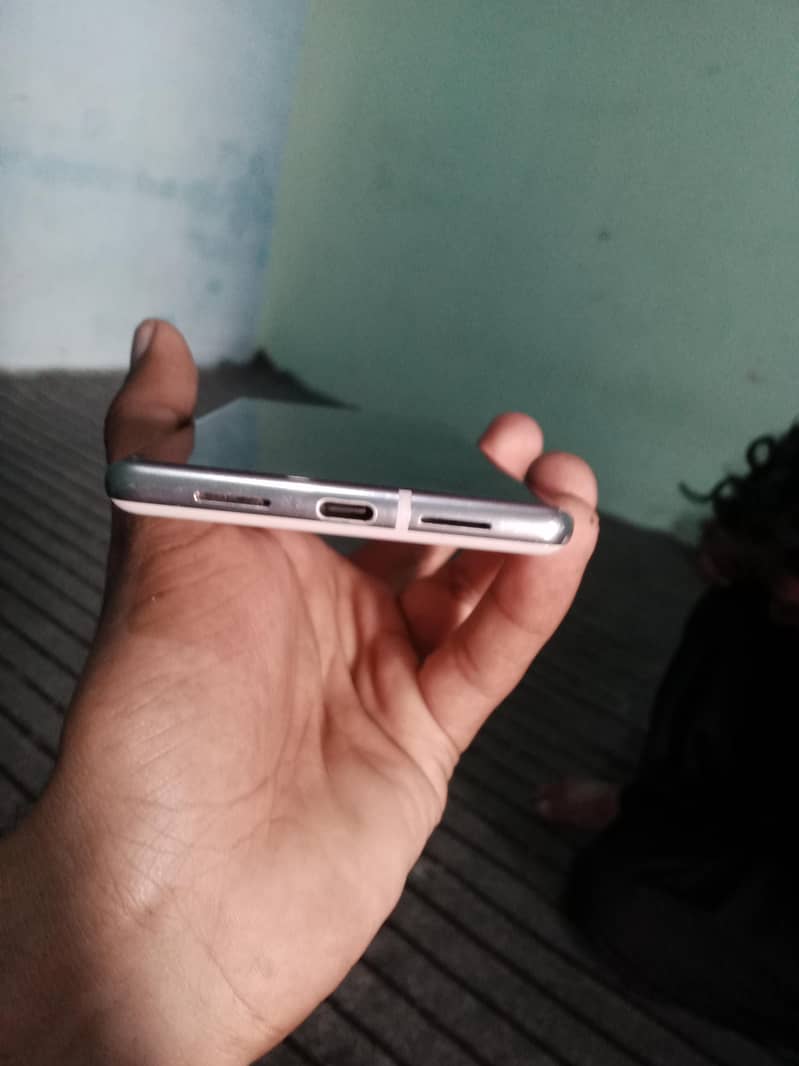 Google Pixel 6 Pro 7
