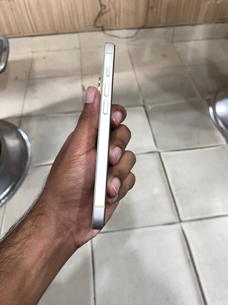 Apple iPhone 15 1