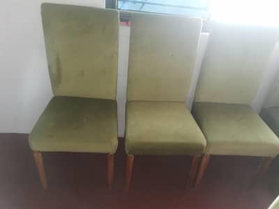 cushan wala chairs ha 5 chairs ha