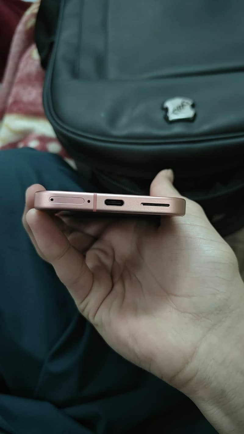 Google Pixel 9 3