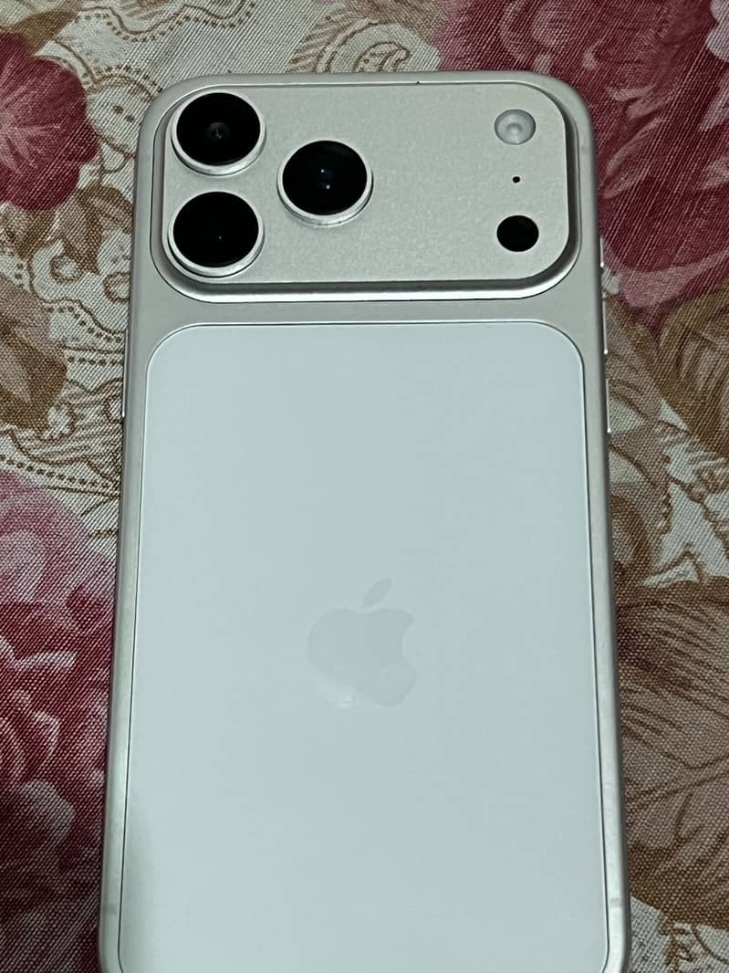 Apple iPhone 18 Pro Max 0