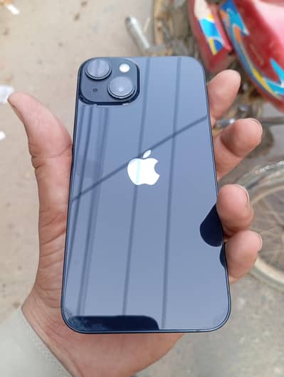 Apple iPhone 14 water pack