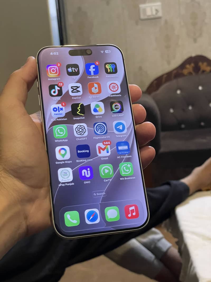 Apple iPhone 17 Pro Max jv 2