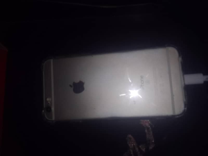 Apple iPhone 6S 1