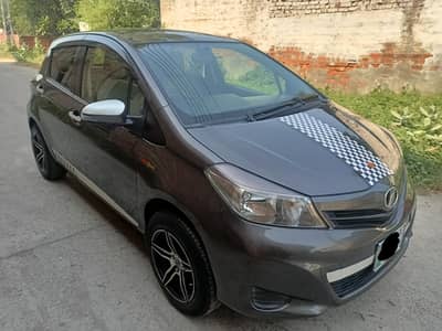Toyota Vitz G 2012