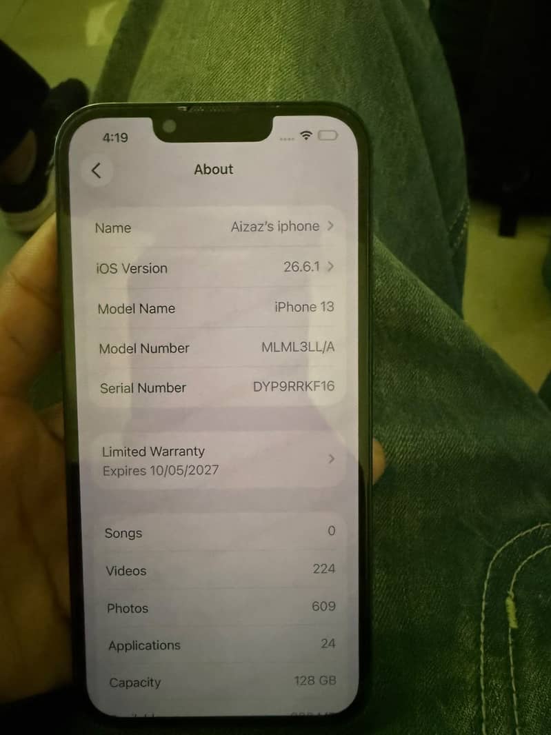 Apple iPhone 13 2