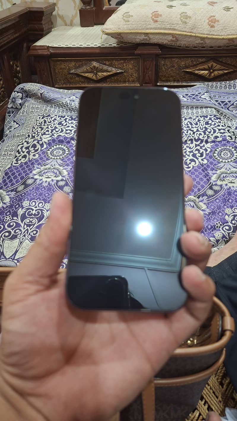 Apple iPhone 18 Pro 2