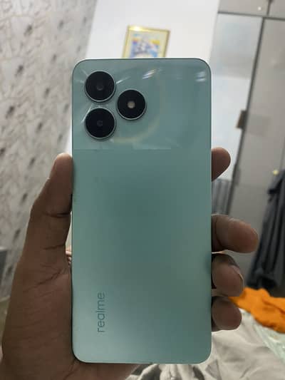 Realme C15