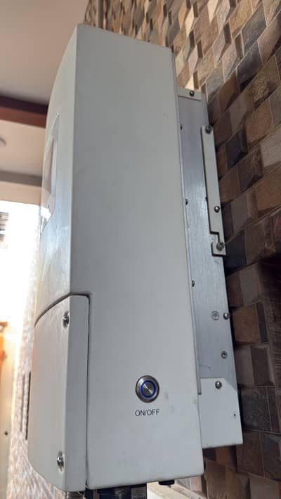 Solar inverter