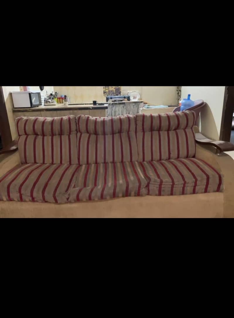 7 seater Sofa set 0