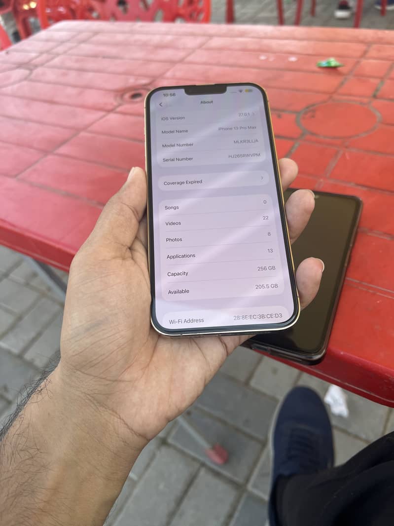Apple iPhone 13 Pro Max 6