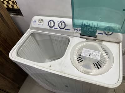 Washing machine with dryer (Haier)
