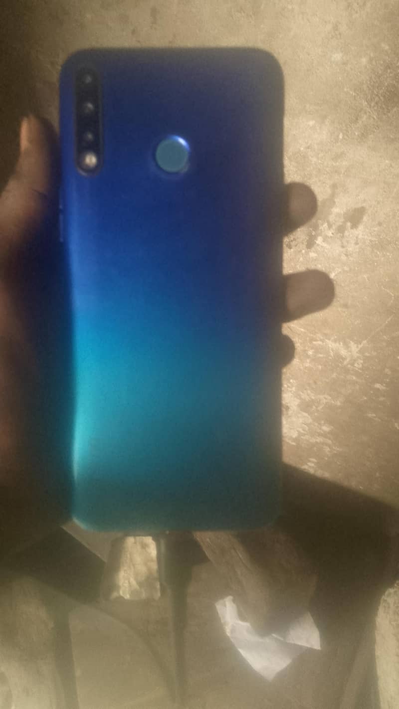 Tecno Spark 4 0