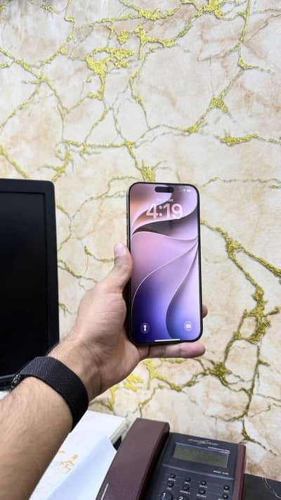 Apple iPhone 16 Pro Max